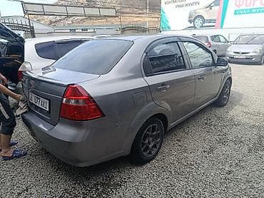 aion s: Chevrolet Aveo: 2009 г., 1.4 л, Механика, Бензин, Седан — 4