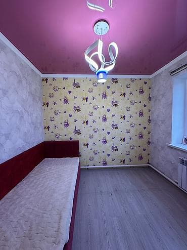 Недвижимость: ✨ Продается дом в г. Шопоков, ж/м Ынтымак ✨ 🏡 Характеристики: • — 8