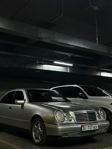 mers 212: Mercedes-Benz E-Class: 1998 г., 3.2 л, Механика, Бензин, Седан — 5