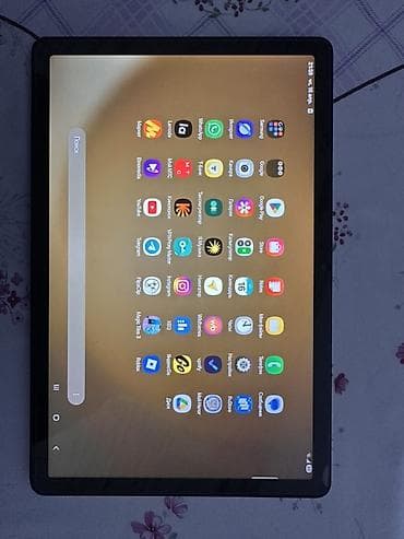 динамик на авто: Планшет, Samsung, память 128 ГБ, 10" - 11", 5G, Б/у, цвет - Серебристый — 3