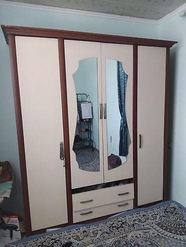 шкаф для одежды четырехстворчатый: Шифоньер, шкаф для одежды, Прямой — 1