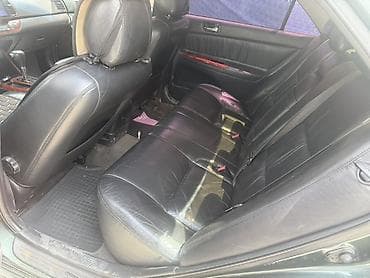 Toyota Camry: 2004 г., 3 л, Седан — 5