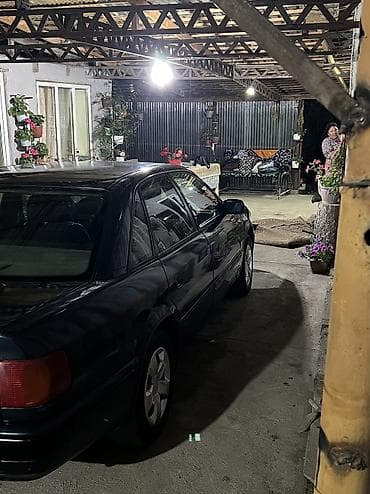 daf 2001: Audi S4: 1993 г., 2.6 л, Механика, Бензин, Седан — 4