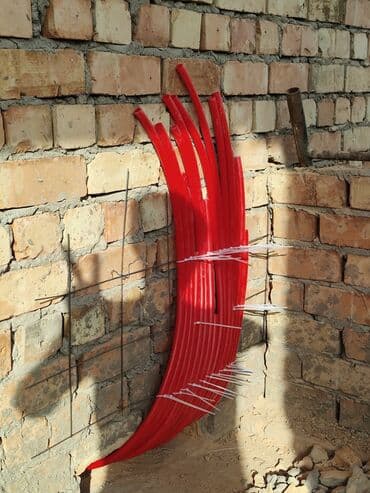 регулятор теплого пола: Элементы системы водяного теплого пола, включающие красные трубы — 9