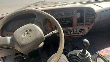 Унаа: Жүк ташуучу унаа, Hyundai, Стандарт, 7 т, Колдонулган — 4