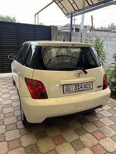 Унаа: Toyota Ist: 2003 г., 1.3 л, Автомат, Бензин, Хетчбек — 4