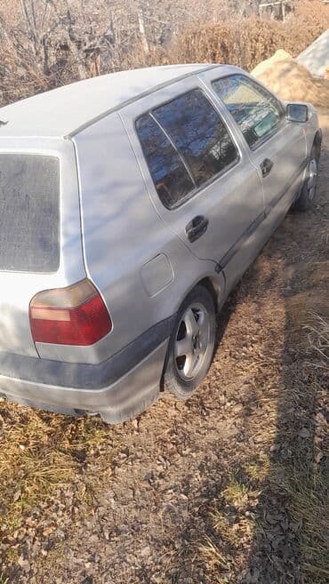 купить диски на гольф 3: Volkswagen Golf: 1992 г., 1.8 л, Механика, Бензиновая, Хэтчбэк — 2