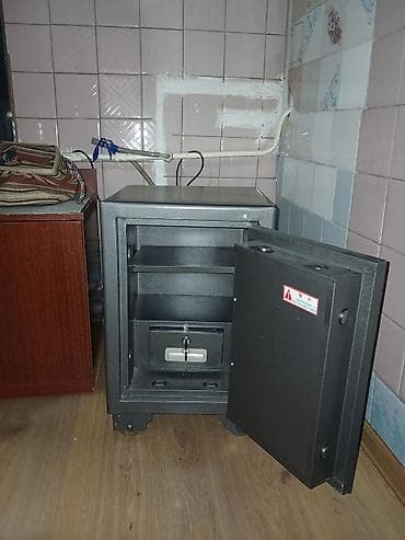 fridge: Холодильник Indesit, Двухкамерный — 3
