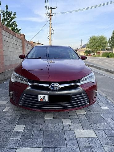 Toyota Camry: 2016 г., 2.5 л, Гибрид, Седан