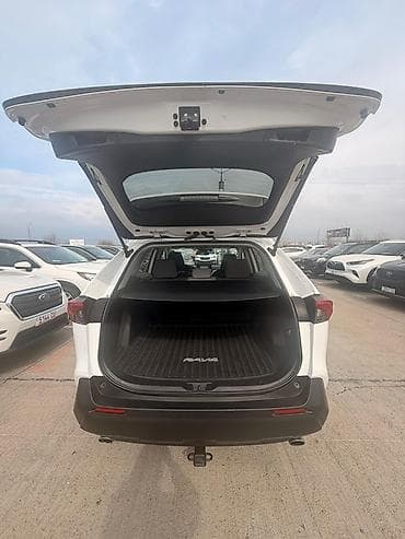 шторка рав4: Toyota RAV4: 2021 г., 2.5 л, Вариатор, Гибрид, Кроссовер — 8