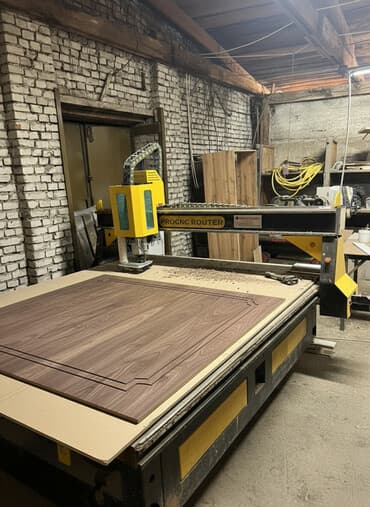 доска в школе: Фрезерный станок с ЧПУ, Для деревообработки — 1