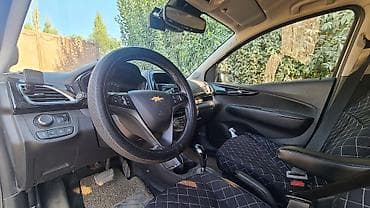 авто расрочка ош: Chevrolet Spark: 2019 г., 1 л, Вариатор, Бензин, Хэтчбэк — 6