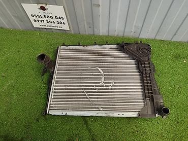 Автокосметика: Основной радиатор BMW 3-SERIES E46 M54B22 2002 (б/у) ДВИГАТЕЛЬ / АКПП — 1