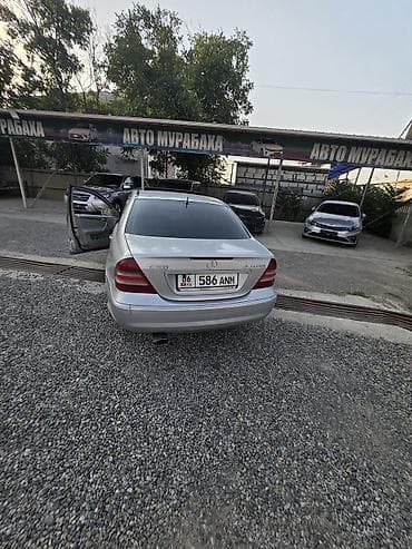 Mercedes-Benz C-Class: 2004 г., 1.8 л, Автомат, Бензин, Седан — 2