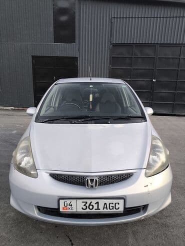 обмен авто с доплатой: Honda Fit: 2003 г., 1.3 л, Вариатор, Бензиновая, Хэтчбэк — 2