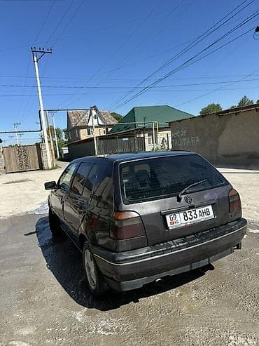 св 95: Volkswagen Golf: 1992 г., 1.8 л, Механика, Бензин, Хэтчбэк — 4