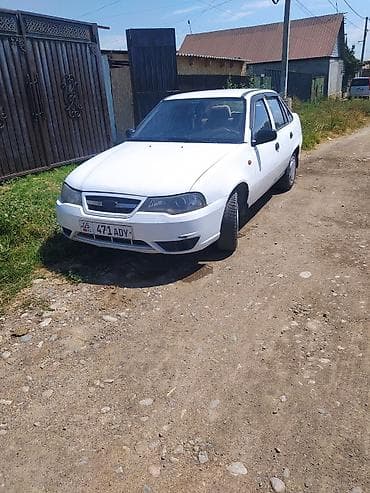 mersedes e: Daewoo Nexia: 2008 г., Механика, Седан — 1