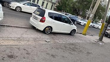 прямоток фит: Honda Fit: 2003 г., 1.3 л, Хэтчбэк — 2