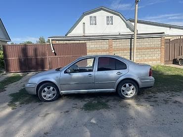 Продажа авто: Volkswagen Bora: 2001 г., 2.3 л, Автомат, Бензин, Седан — 1