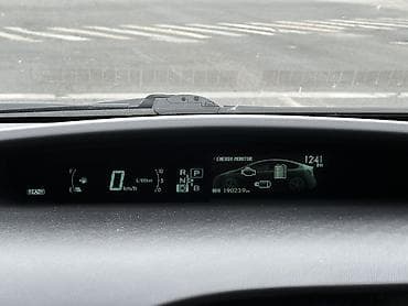 ск пионер: Toyota Prius: 2014 г., 1.8 л, Вариатор, Гибрид, Лифтбек — 6