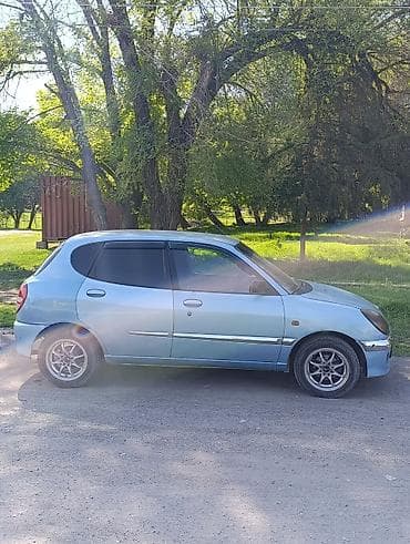 matiz 2013: Daihatsu Sirion: 2003 г., 1 л, Ручные, Бензин, Хэтчбэк — 6