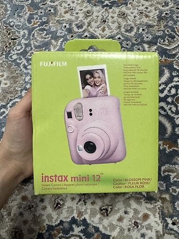 интакс фотоаппарат: Fujifilm Instax mini 12 — камера моментальной печати, цвет Blossom — 3