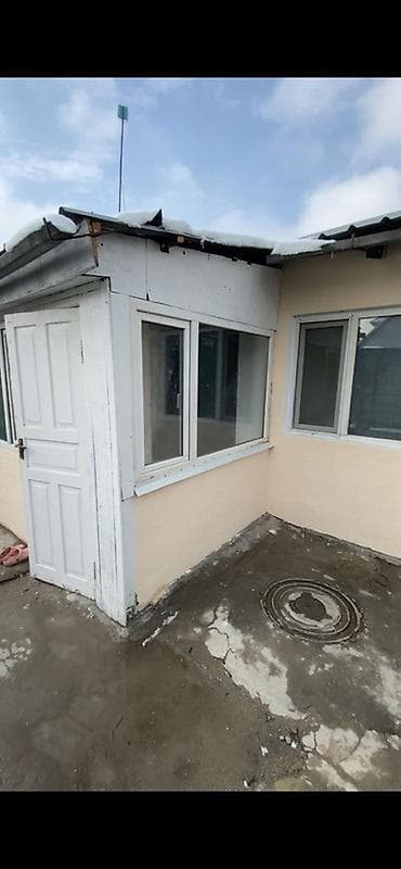Продажа домов: 🔥🔥🔥СРОЧНО САТЫЛАТ!!!!ПОЛ ДОМА 🏡Уй: 50 м2 ТУАЛЕТ+ДУШ Үйдун ичинде👌 — 2