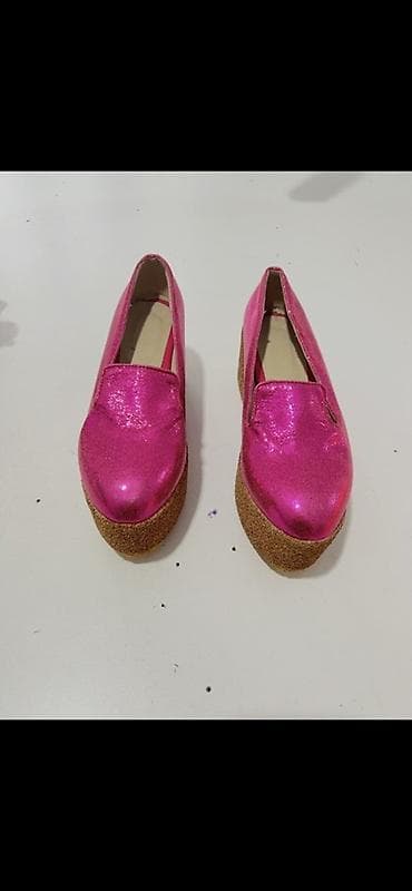 слипоны женские золотые: Женские лоферы на платформе - Цвет: ярко‑розовый (фуксия) с глянцевым — 1