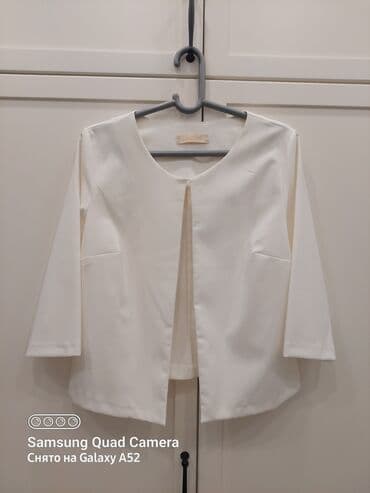 брендовые кардиганы: 1) Куртка стеганая темно‑синяя: - Прямой силуэт, горизонтальная стежка — 4