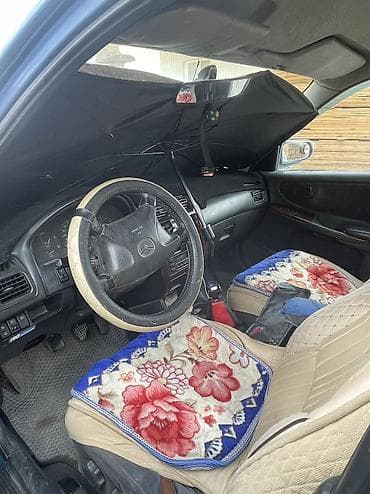jac js6: Mazda 626: 1999 г., 2 л, Механика, Бензин, Универсал — 4