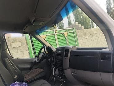 wuling mini ev: Грузовик, Mercedes-Benz, Дубль, 3 т, Б/у — 3