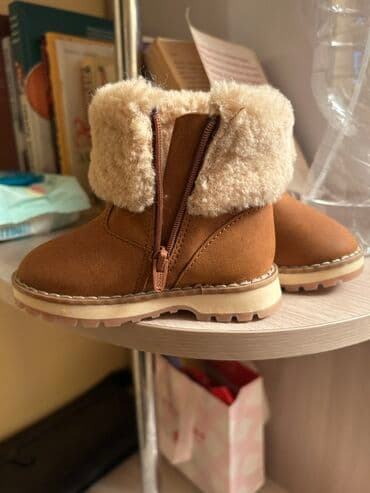 детская обувь сноубутсы: Детские зимние ботинки ZARA - Размер: 20 (маркировка на подошве) - — 3