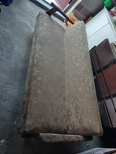 Продается диван
длина 2м
цена 3500 сом
сост.хорошем
г.каракол at lalafo.kg Продается диван
длина 2м
цена 3500 сом
сост.хорошем
г.каракол