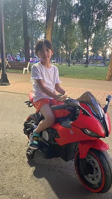 Детские электрокары: Детский электромотоцикл спортивного типа - Яркий красный корпус с — 1