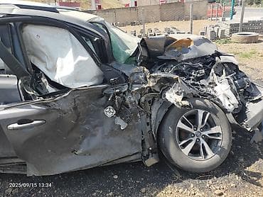 tayota 4 runner: Toyota RAV4: 2018 г., Автомат, Бензин, Кроссовер — 3