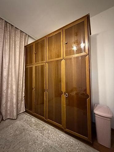 Шкаф платяной секционный, 4‑дверный, стиль ретро (ориентировочно