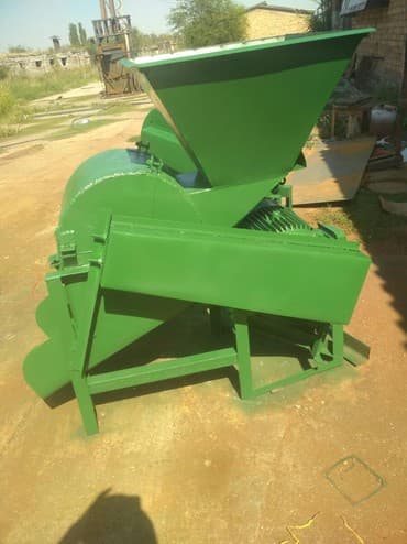 Дробилка сатылат, саатына 1 тонна тартат
двигатель 15 кв