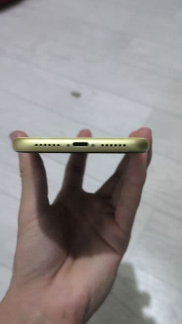 планшет на виндовс 11: IPhone 11, Б/у, 128 ГБ, Желтый, Чехол, 72 % — 3
