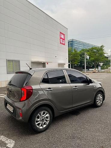 mini cuper: Kia Picanto: 2021 г., Автомат, Бензин, Хэтчбэк — 4
