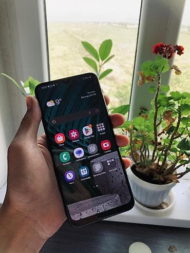 tcl 55: Samsung Galaxy A04e, Б/у, 64 ГБ, цвет - Черный, 2 SIM — 1