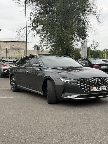 Транспорт: Hyundai Grandeur: 2019 г., 2.4 л, Гибрид, Седан — 2