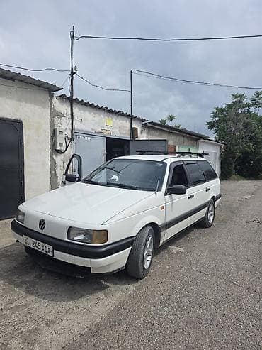 Volkswagen Passat Variant: 1990 г., Механика, Универсал at lalafo.kg Volkswagen Passat Variant: 1990 г., Механика, Универсал
