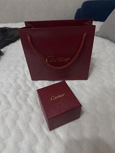 часы cartier: Подарочный комплект Cartier: фирменный бумажный пакет бордового цвета — 2