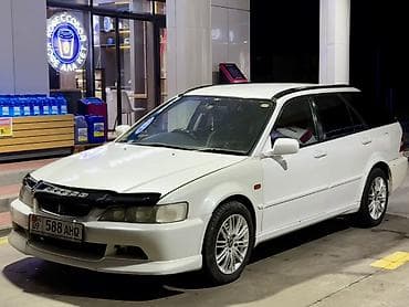 passat 4wd: Honda Accord: 2002 г., 2.3 л, Автомат, Газ, Универсал — 3