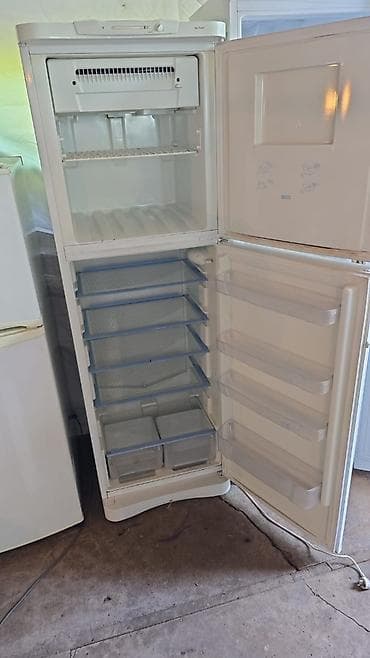 вертикальный холодильник: Холодильник Indesit, Двухкамерный, No frost, 185 * 60 — 2