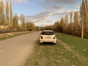 машины китайские: Toyota Ist: 2005 г., 1.3 л, Кроссовер — 5