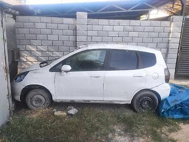 машина labo: Honda Fit: 2002 г., Хэтчбэк — 10