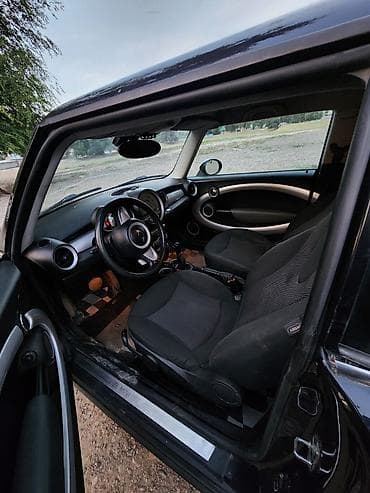 Mini: Mini One: 2007 г., 1.4 л, Автомат, Бензин, Хэтчбэк — 6
