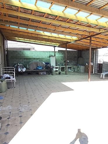 Сниму дом: Продаётся частный дом с участком. Описание: - Двухуровневый жилой дом — 5