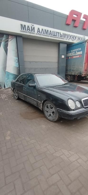Mercedes-Benz E-Class: 1998 г., 3.2 л, Автомат, Бензин, Седан